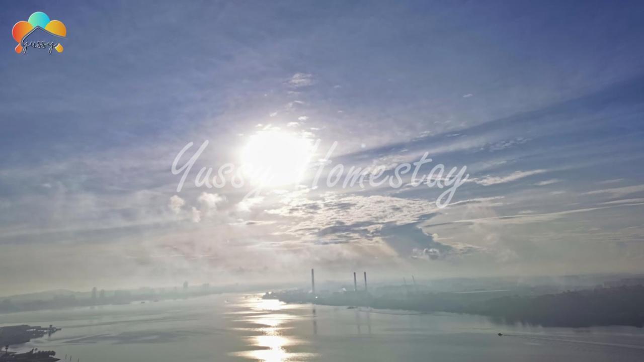 Yussy 2 Bedroom Sea View Condo At R&F Princess Cove Johor Bahru Exterior photo